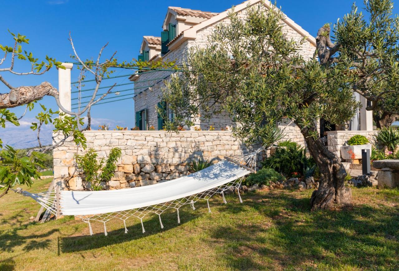 Marina Holiday Home Postira Exterior photo